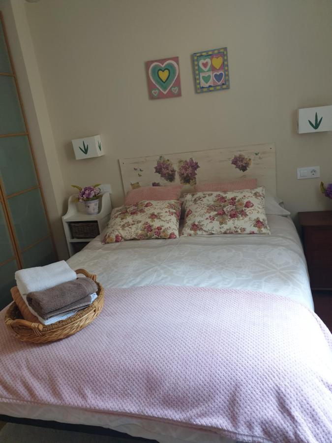 Apartamento Cine Colon 2 Ribadeo Εξωτερικό φωτογραφία