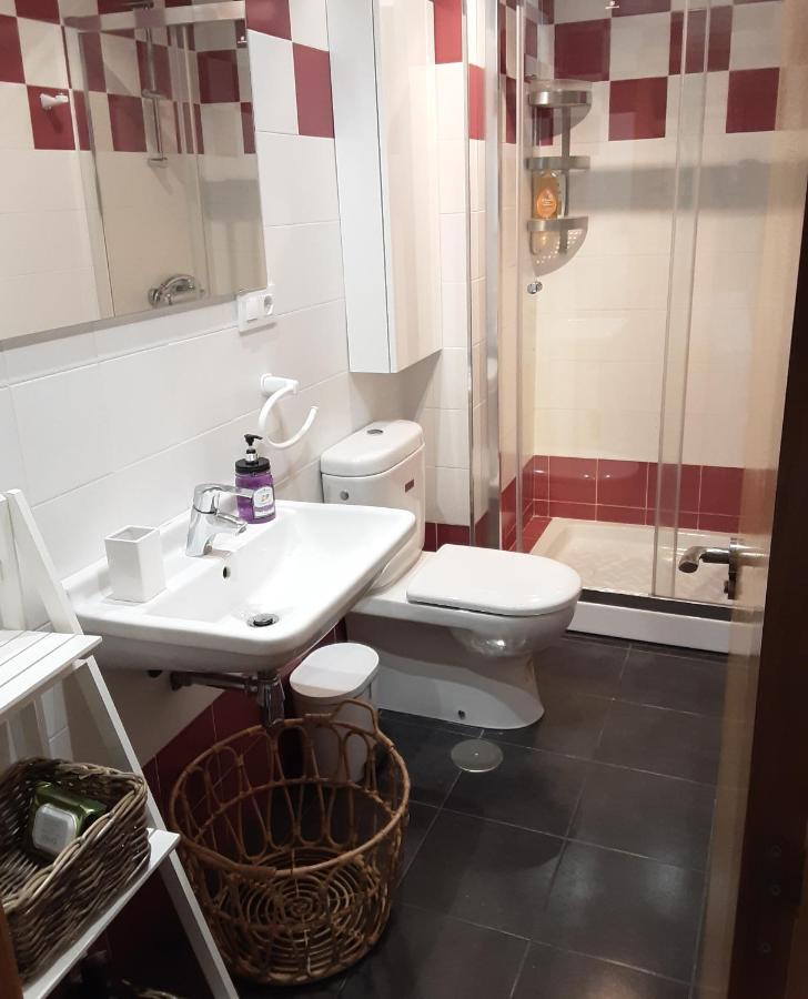 Apartamento Cine Colon 2 Ribadeo Εξωτερικό φωτογραφία