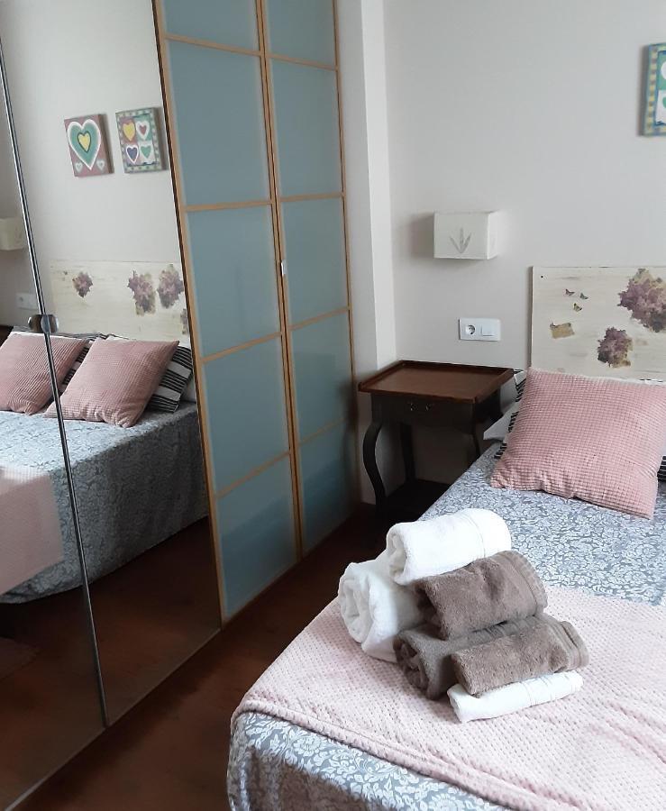 Apartamento Cine Colon 2 Ribadeo Εξωτερικό φωτογραφία